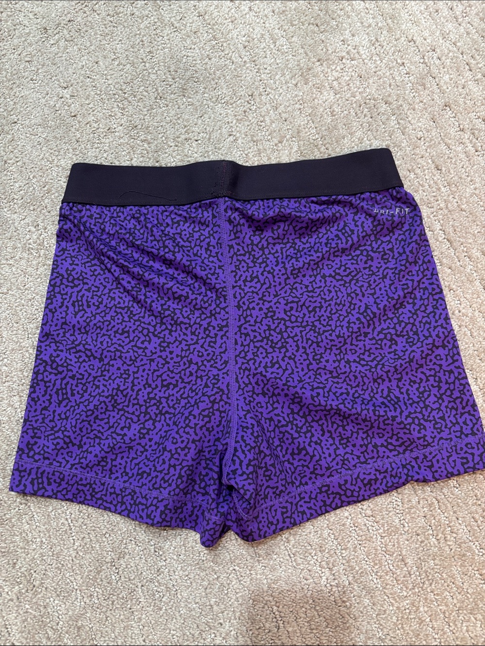 Nike pro shorts - Picture 4 of 4
